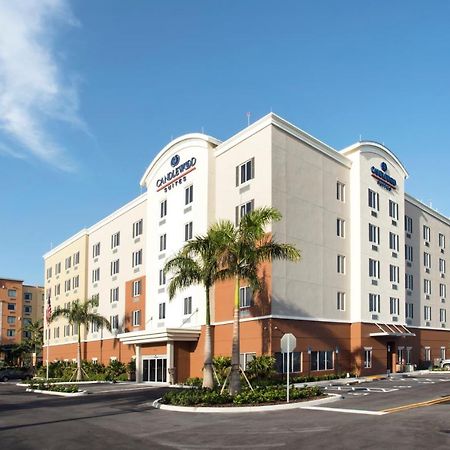 Candlewood Suites - Miami Exec Airport - Kendall By Ihg Country Walk Bagian luar foto