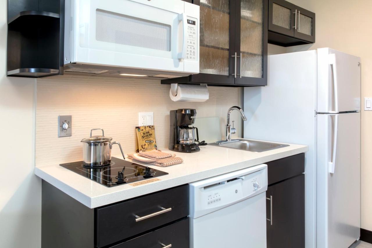 Candlewood Suites - Miami Exec Airport - Kendall By Ihg Country Walk Bagian luar foto