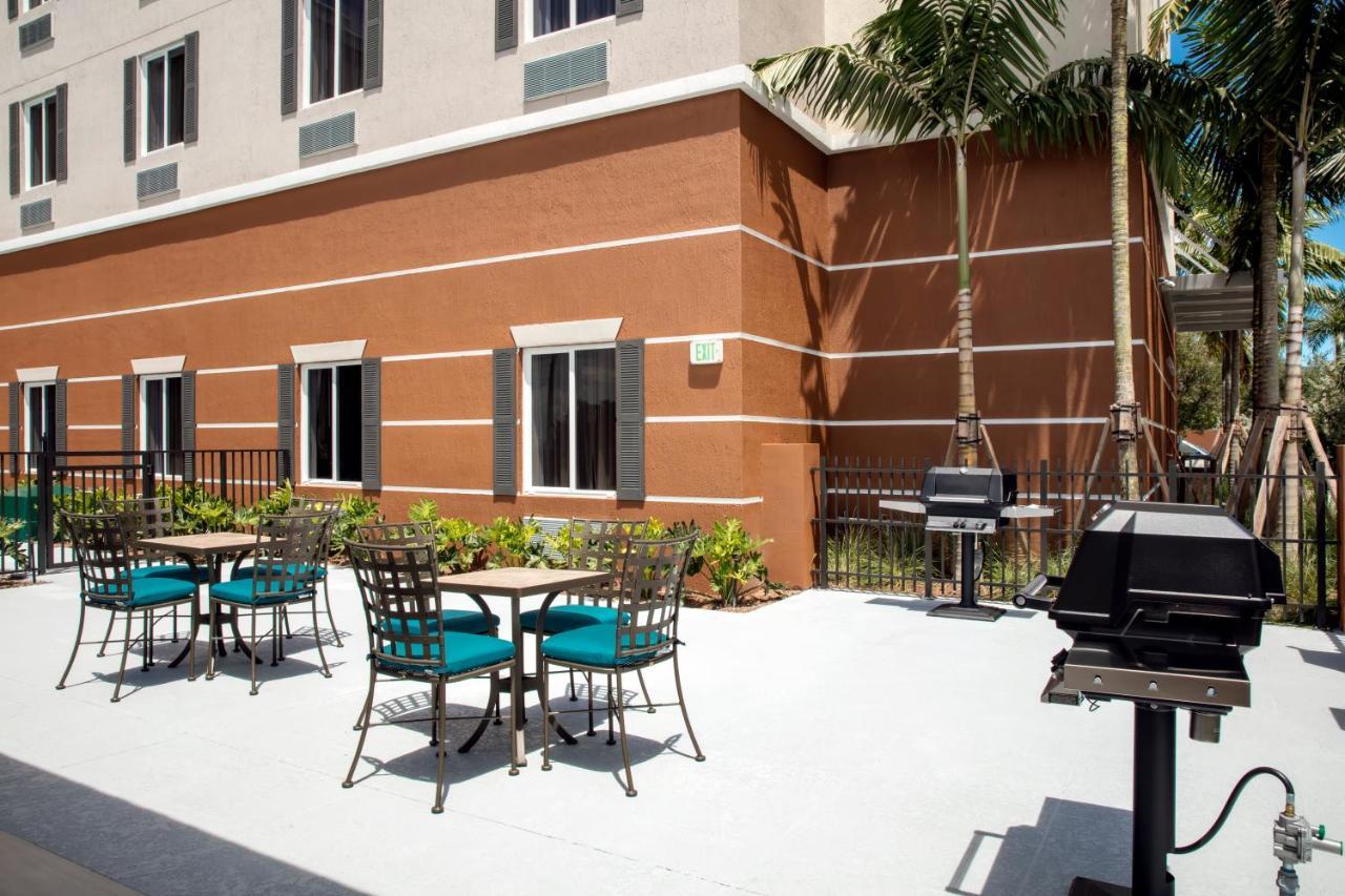Candlewood Suites - Miami Exec Airport - Kendall By Ihg Country Walk Bagian luar foto