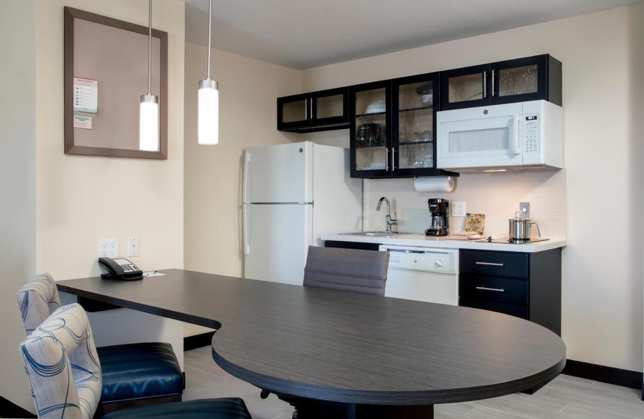 Candlewood Suites - Miami Exec Airport - Kendall By Ihg Country Walk Bagian luar foto